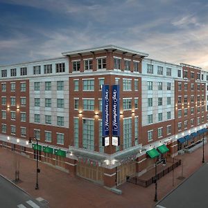 Hampton Inn Portland Downtown Waterfront